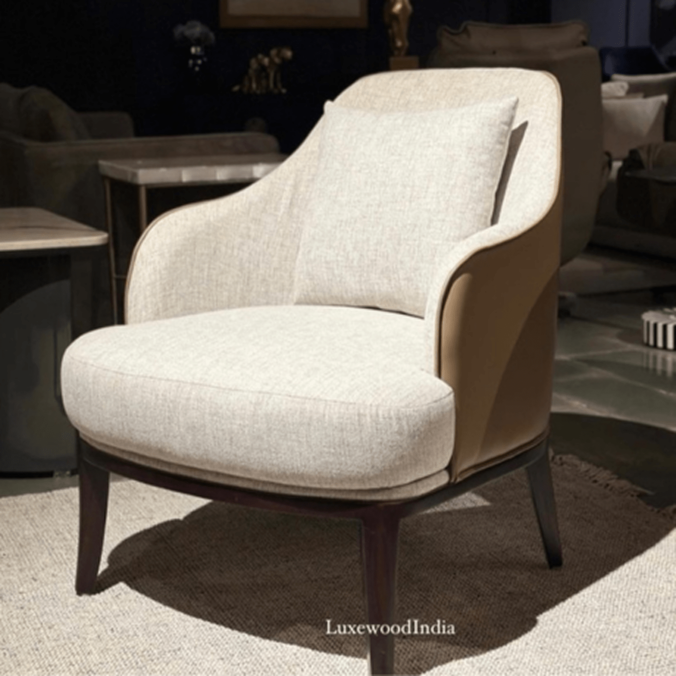 Hugo Lounge Chairs